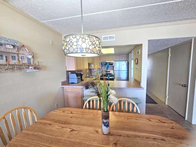 DINING-AREA DINING-AREA