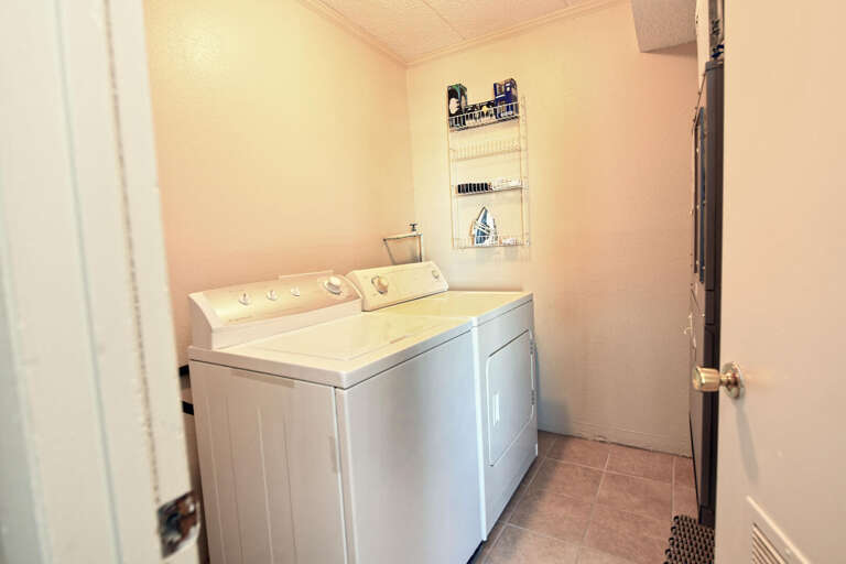 FULL-SIZE-WASHER-DRYER FULL-SIZE-WASHER-DRYER