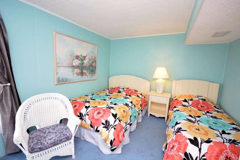 DOUBLE-AND-SINGLE BR