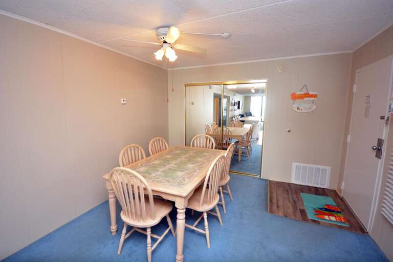 Sea Terrace 602 Dining room