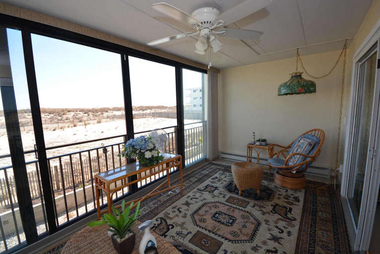 Beachloft 1-B Enclosed Balcony