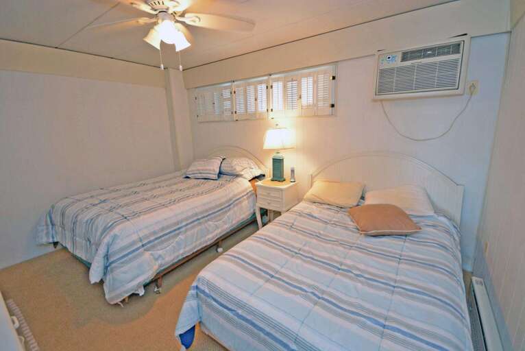 Bedroom with Queen and Double