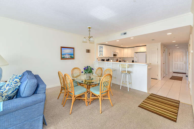 Surf Watch 304 Dining Area Surf Watch 304 Dining Area