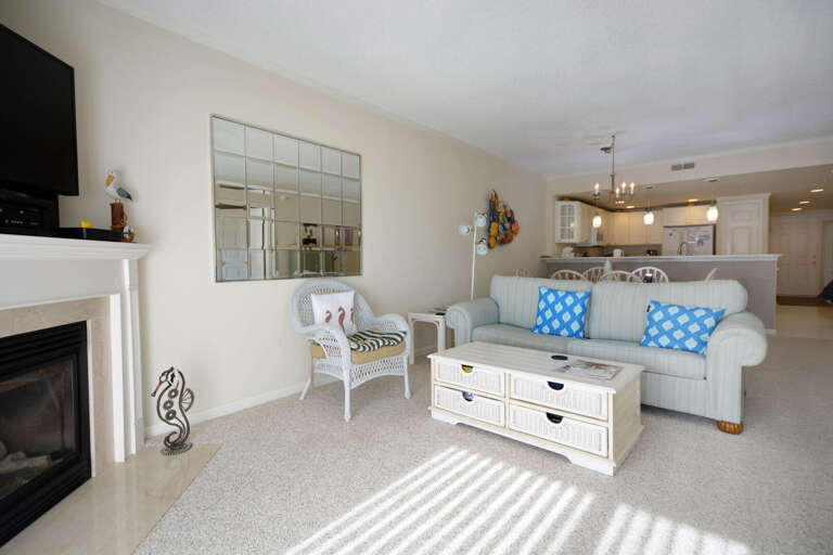 Surf Watch 202 Living Area