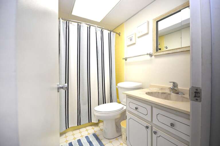 HALL-BATHROOM HALL-BATHROOM