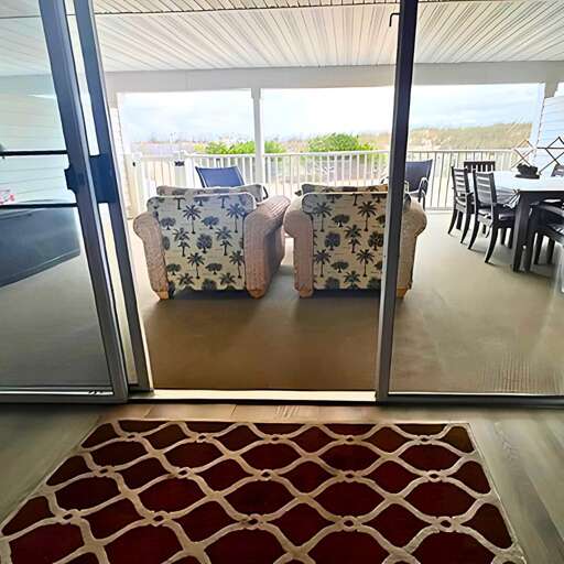 North Shore 5 - Oceanfront Deck