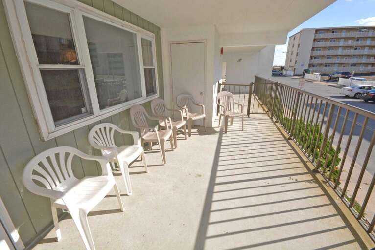 Seahorse 106 Balcony