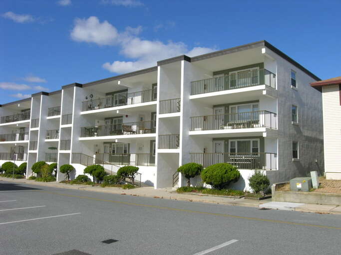 Seahorse 106 Building