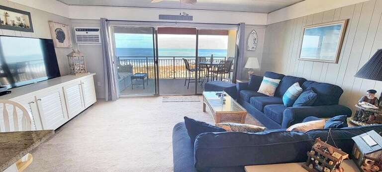 Beachloft 4B - LIVING-ROOM Beachloft 4B - LIVING-ROOM