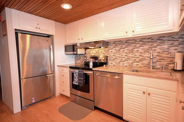 KITCHEN KITCHEN