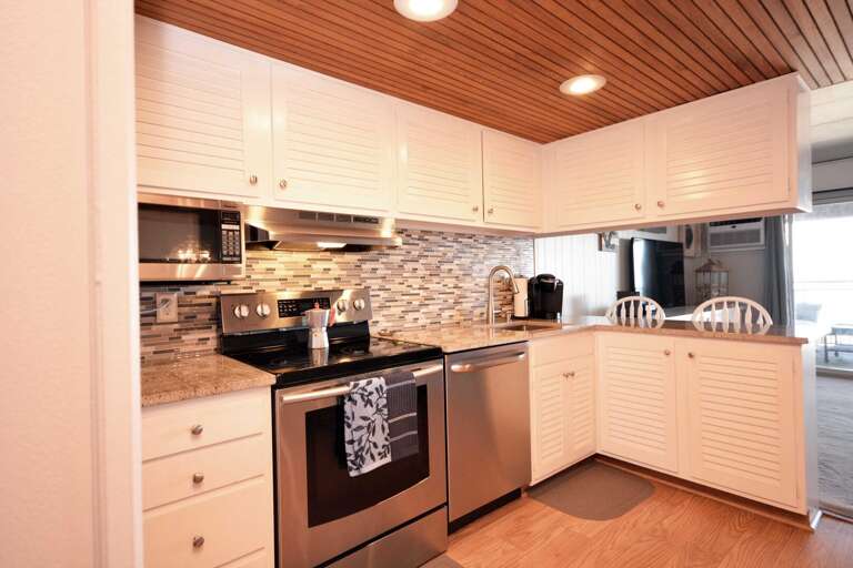 KITCHEN KITCHEN