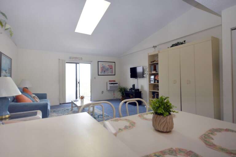 KEY WEST VILLAS 311 - KITCHEN