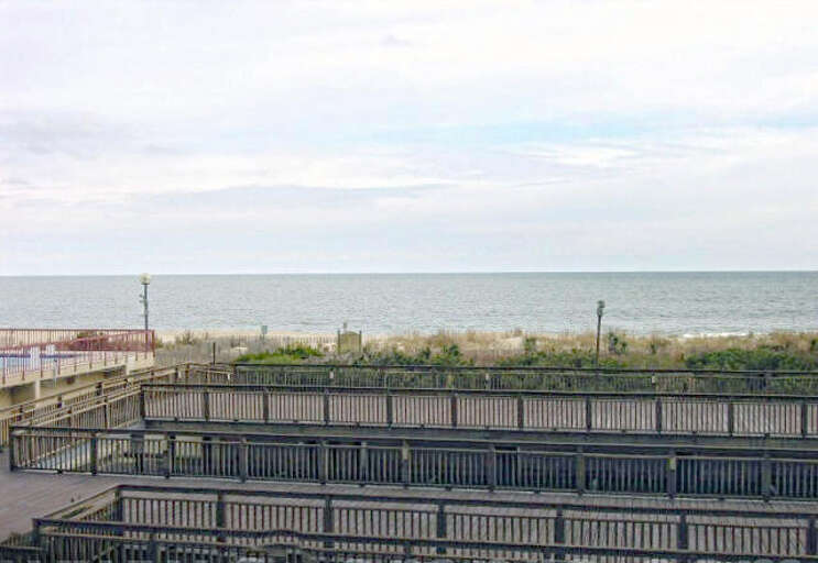 BALCONY-VIEW BALCONY-VIEW