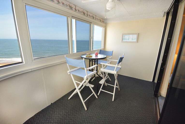 Balcony at Atlantis 1210