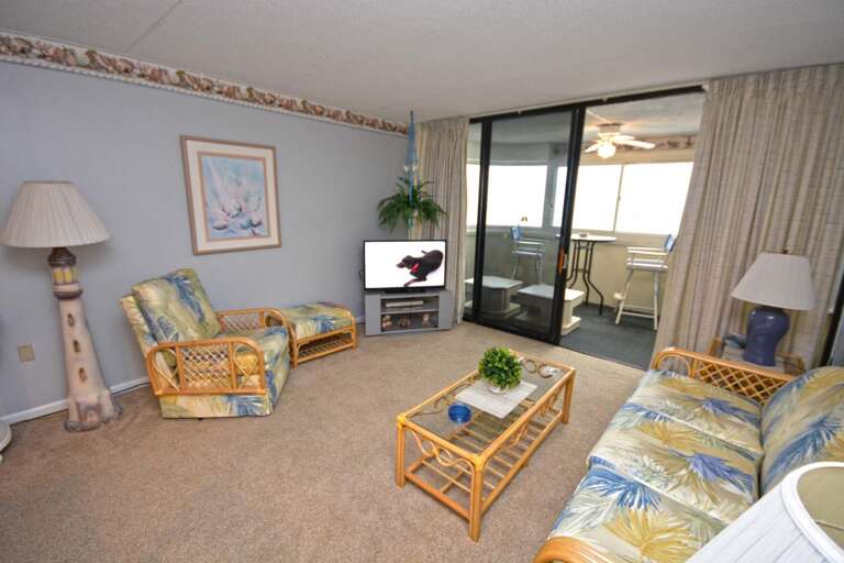 Living-Room-1210-Atlantis