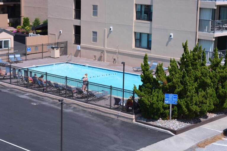Outdoor Pool at Sandpiper Dunes