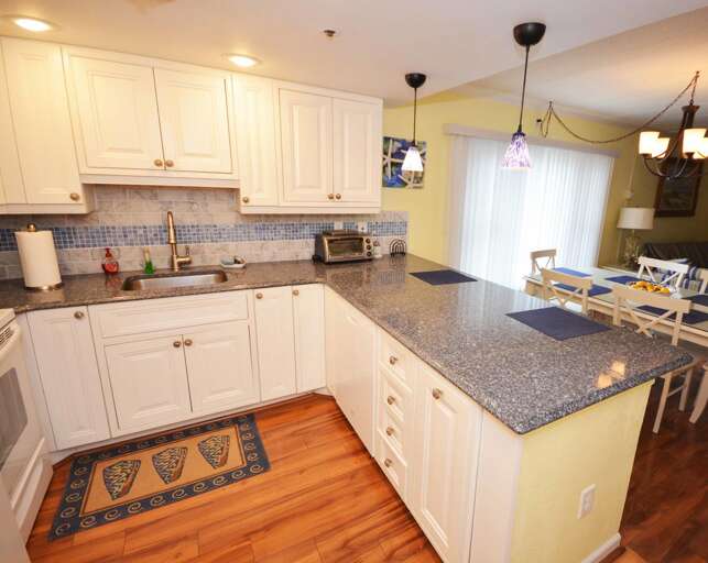 Sandpiper Dunes 113 Kitchen Sandpiper Dunes 113 Kitchen