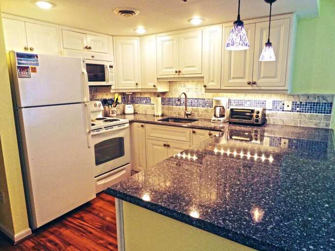 Sandpiper Dunes 113 Kitchen