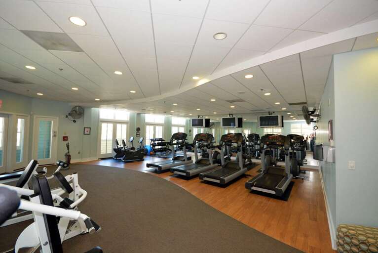 EXERCISE ROOM