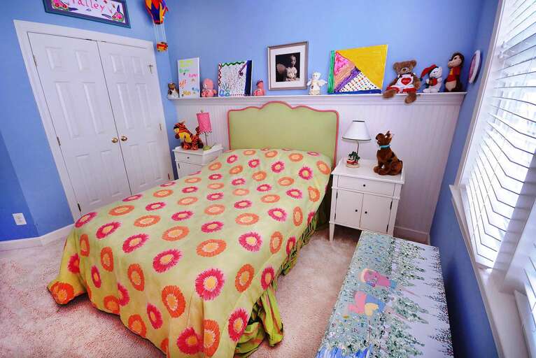 3rd Floor Bedroom with Double