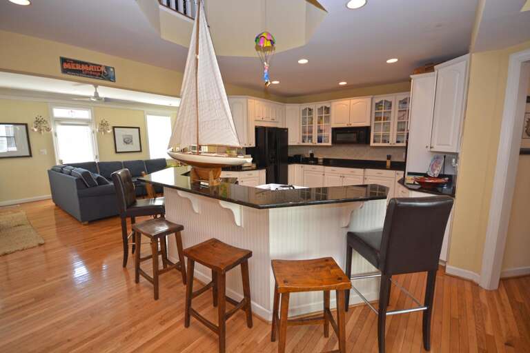 Kitchen-Area-Sunset-Island