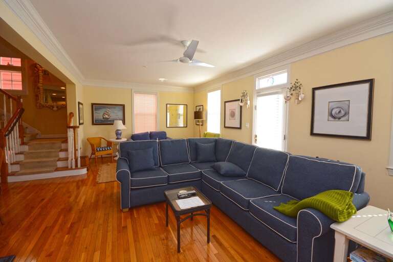 Living-Area-Sunsest-Island-30