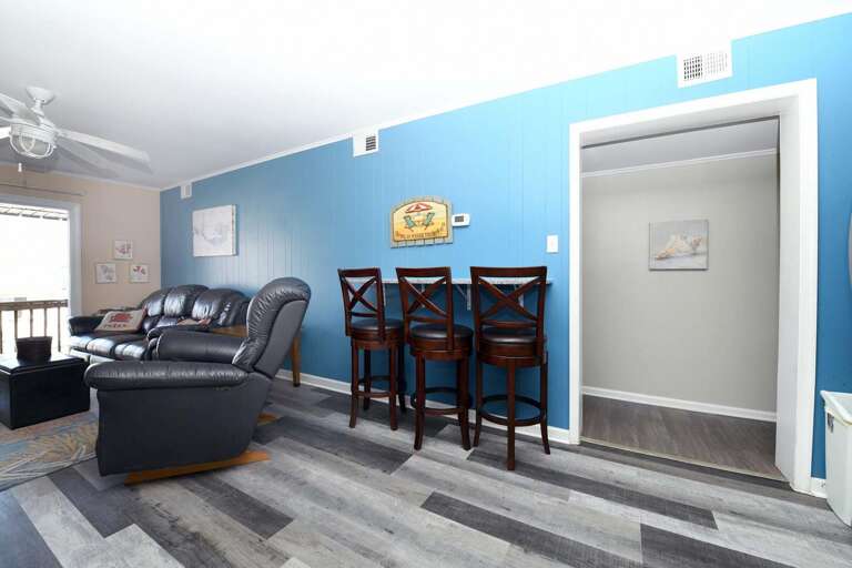 LIVING-AREA