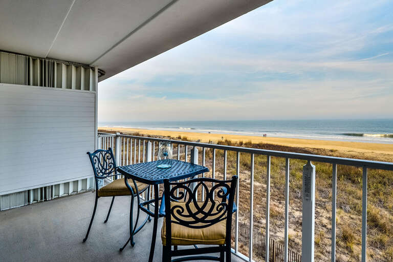 La Mirage 204-Ocean-Front-Balcony