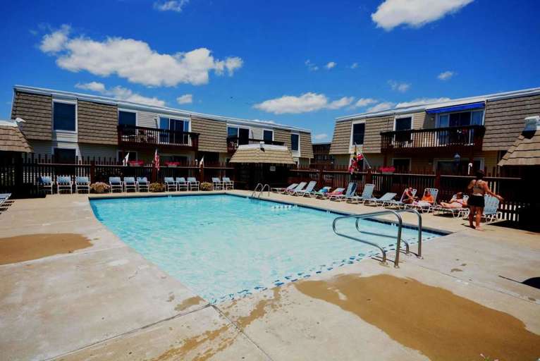 Gullway Villa 103 Luxurious 2 Bedroom Condo Ocean City, MD Sleeps 6