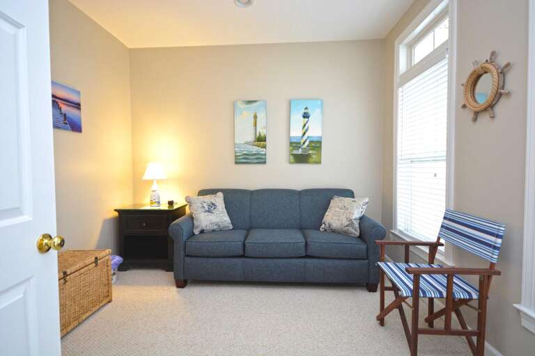 BOTTOM FLOOR-DEN/BEDROOM