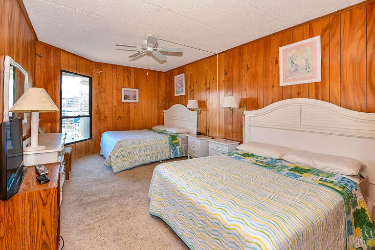 Master Bedroom with 2 Doubles