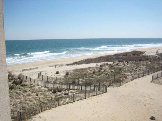 Oasis North 3-S View from Side Window