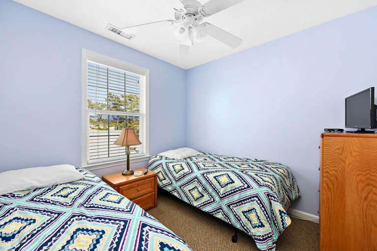 Two-Twins-Bedroom at Escape II B-1