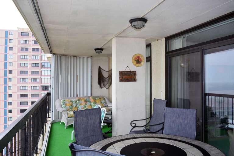 OCEAN-FRONT-BALCONY OCEAN-FRONT-BALCONY