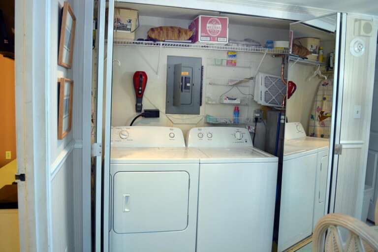 FULL-SIZE-WASHER-DRYER FULL-SIZE-WASHER-DRYER