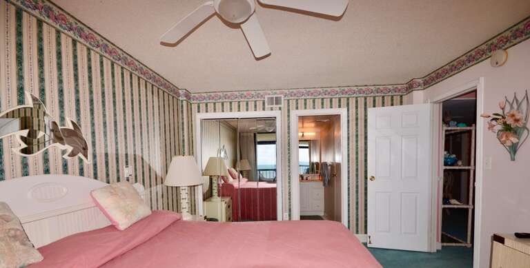 KING-MASTER-BEDROOM KING-MASTER-BEDROOM