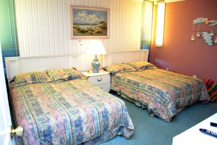 QUEEN BEDROOM TWO
