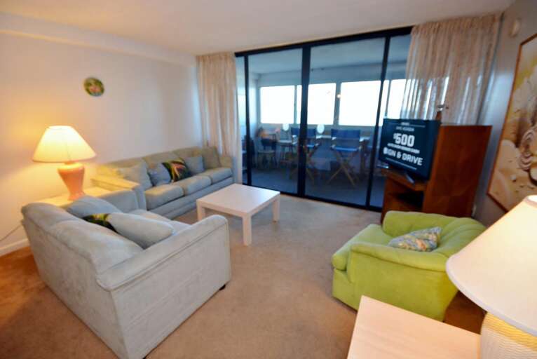 Atlantis 807 Living Area Atlantis 807 Living Area