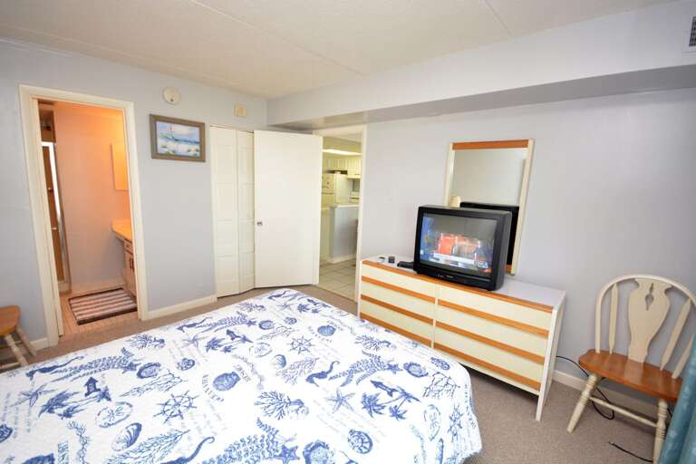 Queen-Master Queen-Master