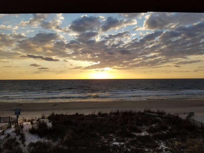 Sunrise-At-Oasis-2North