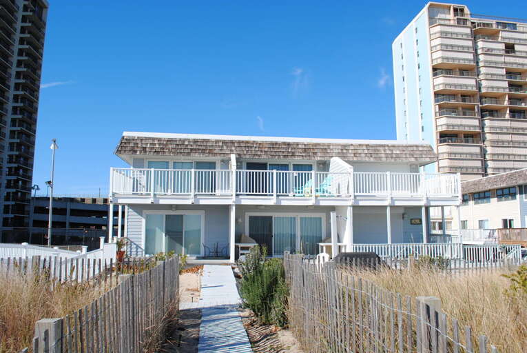 FOUNTAIN HEAD TOWNHOUSE 1