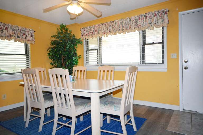 DINING-AREA DINING-AREA