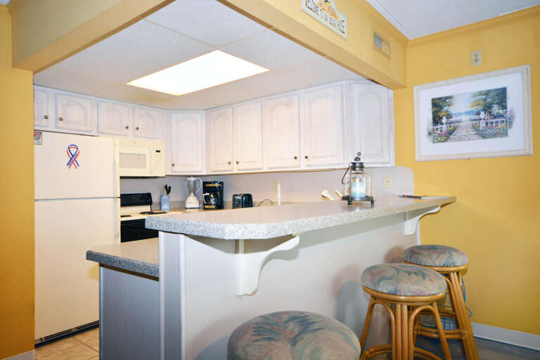 KITCHEN KITCHEN