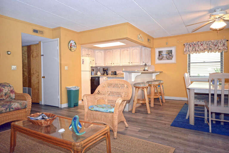 SEA LODGE 101 - LIVING-AREA