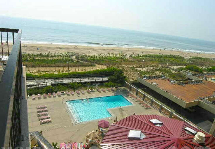 Ocean Front Outdoor Pool