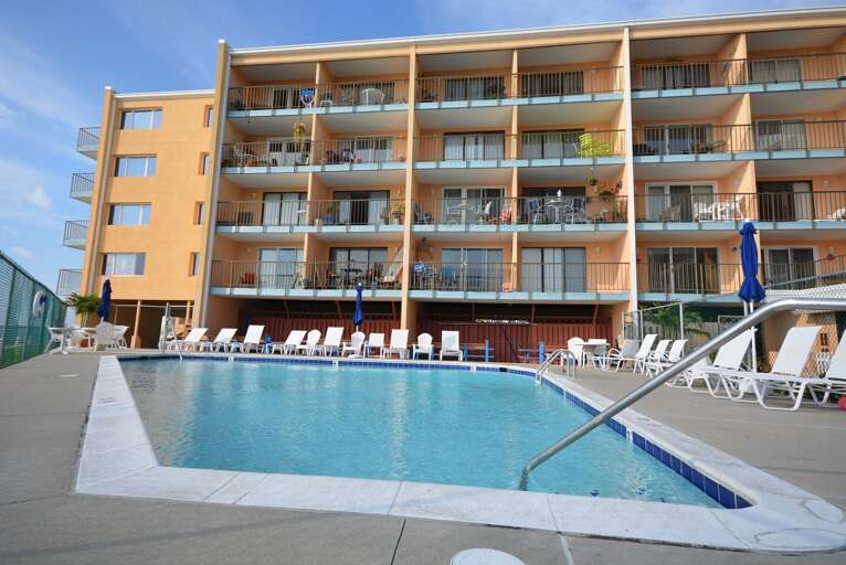Bay Front Outdoor Pool at Ponte Vista
