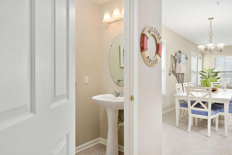 Half Bath off of Kitchen Half Bath off of Kitchen