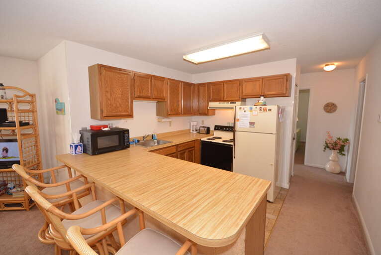 Stone Harbor 201 Full-Size Kitchen