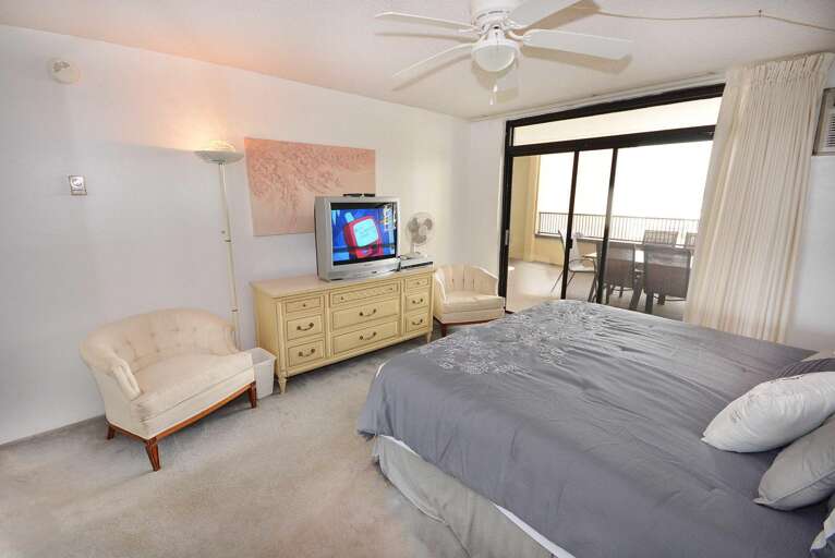 Master Bedroom  Master Bedroom