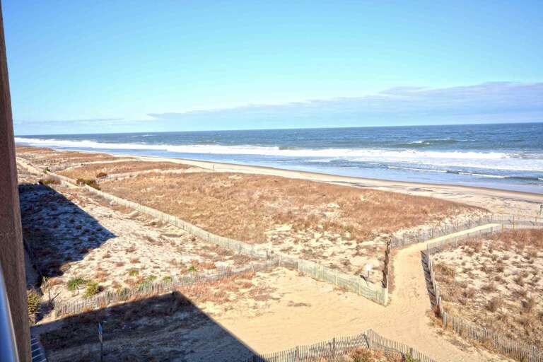 Master Bedroom Balcony View